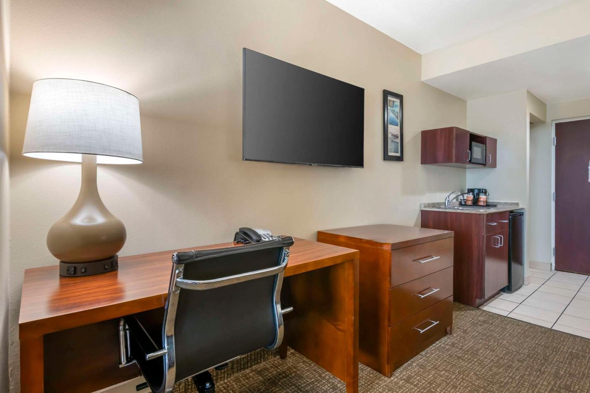 Comfort Inn & Suites Tavares North Exteriér fotografie