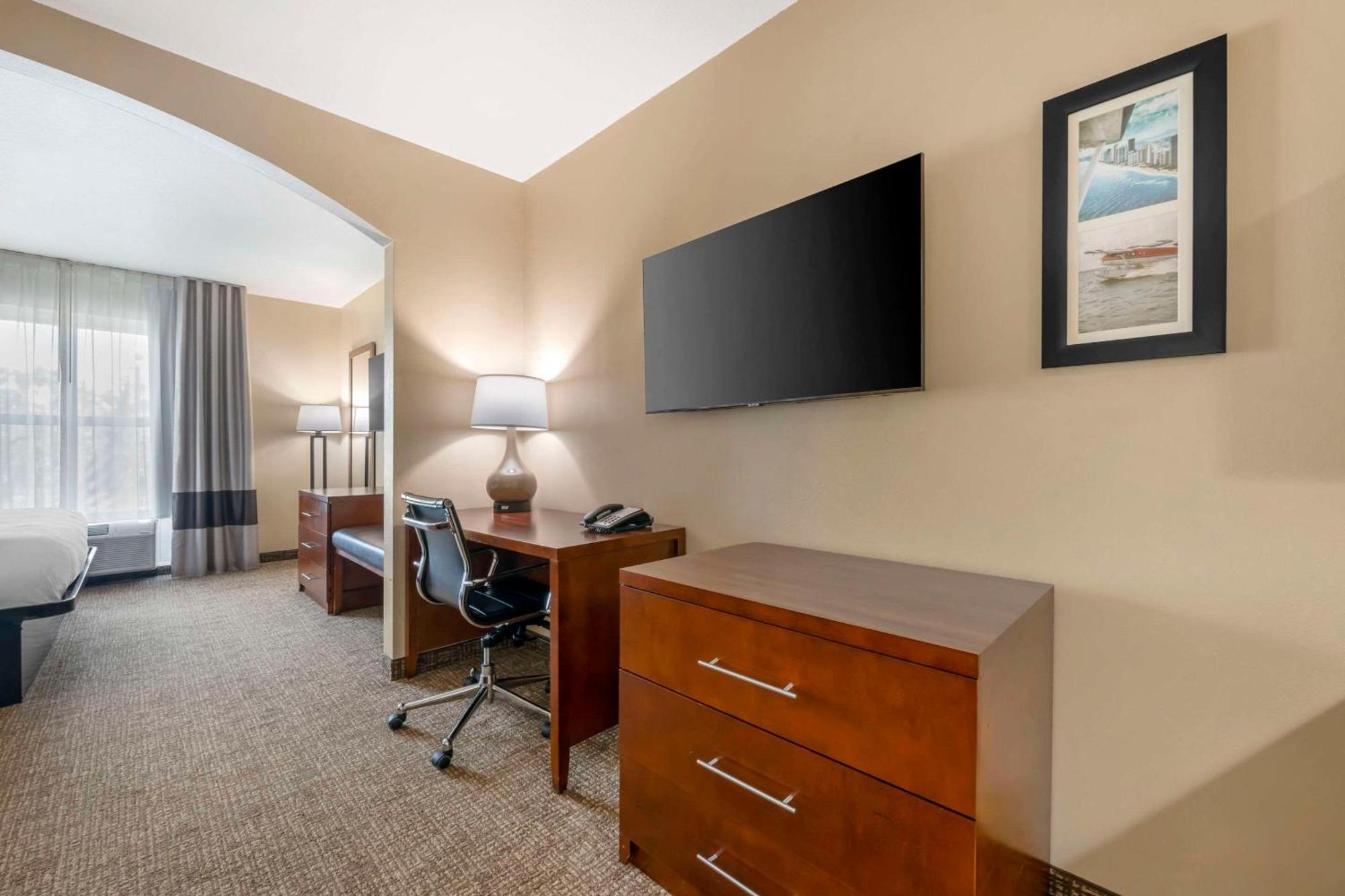 Comfort Inn & Suites Tavares North Exteriér fotografie